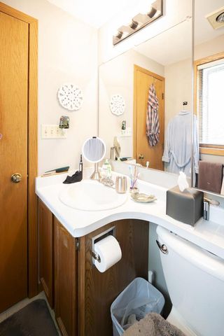 204 Cambridge AVENUE, Waukesha, WI 53188
