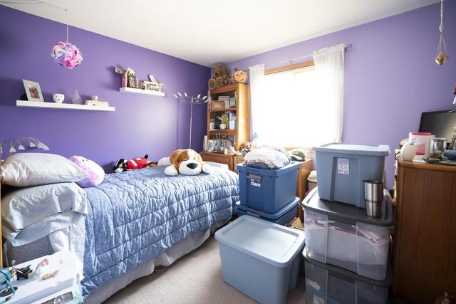 204 Cambridge AVENUE, Waukesha, WI 53188