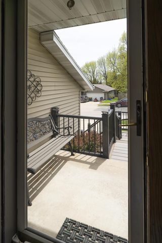 204 Cambridge AVENUE, Waukesha, WI 53188