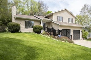 204 Cambridge AVENUE, Waukesha, WI 53188