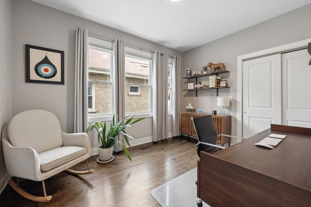 6028 N Newburg Avenue, Chicago, IL 60631