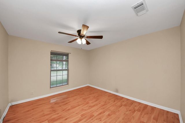 214 County Road 347 S, Cleveland, TX 77327