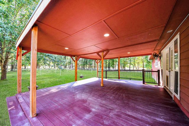 214 County Road 347 S, Cleveland, TX 77327