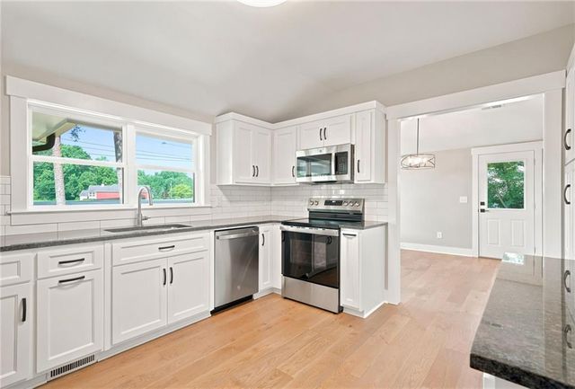 1528 New Light Road, Canton, GA 30115