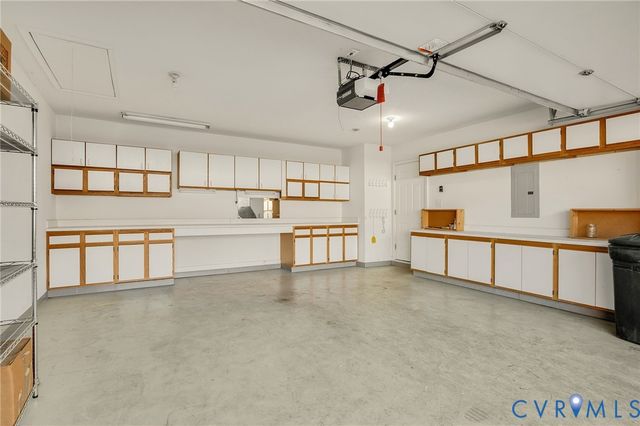 1542 Patriot Cir, Glen Allen, VA 23059