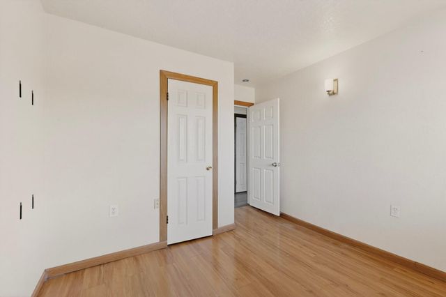 4008 Flora Vista Avenue SW, Albuquerque, NM 87121