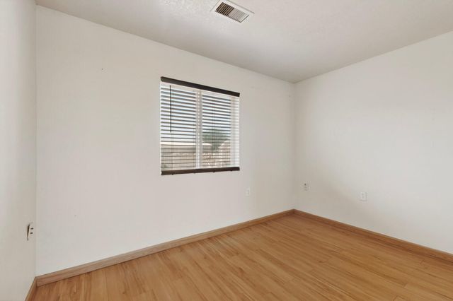 4008 Flora Vista Avenue SW, Albuquerque, NM 87121