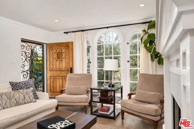 816 N Mccadden Place, Los Angeles, CA 90038