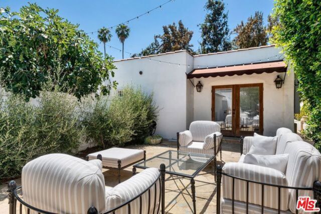 816 N Mccadden Place, Los Angeles, CA 90038