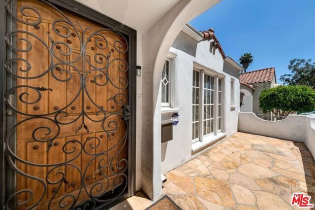 816 N Mccadden Place, Los Angeles, CA 90038