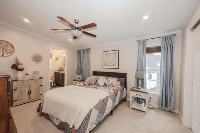11 Hagop Road, Salem, NH 03073
