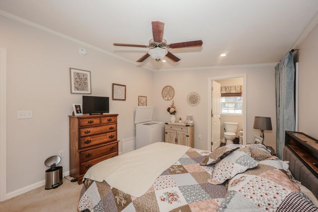 11 Hagop Road, Salem, NH 03073