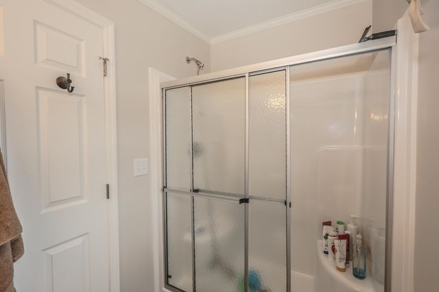 11 Hagop Road, Salem, NH 03073
