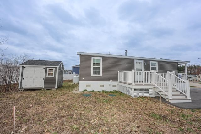 11 Hagop Road, Salem, NH 03073