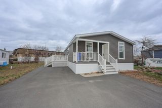 11 Hagop Road, Salem, NH 03073