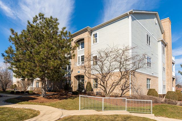 1251 W LAKE Street 103, Addison, IL 60101