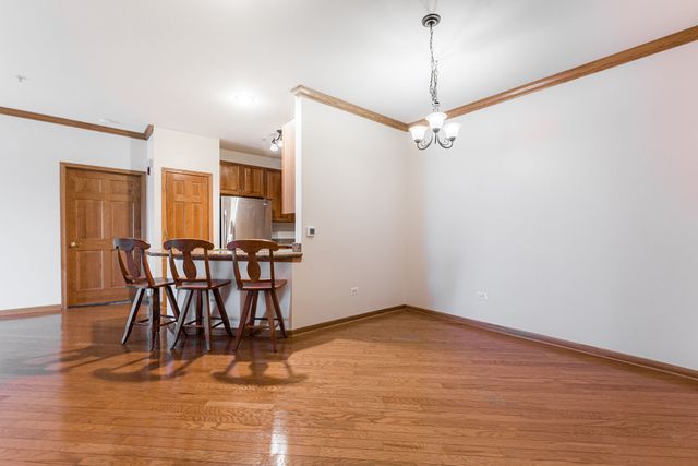 1251 W LAKE Street 103, Addison, IL 60101