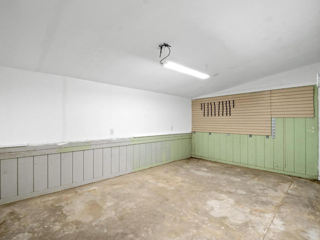 5491 E Dakota Avenue, Fresno, CA 93727