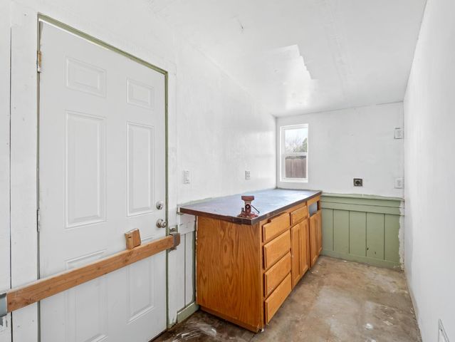 5491 E Dakota Avenue, Fresno, CA 93727