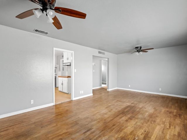 5491 E Dakota Avenue, Fresno, CA 93727