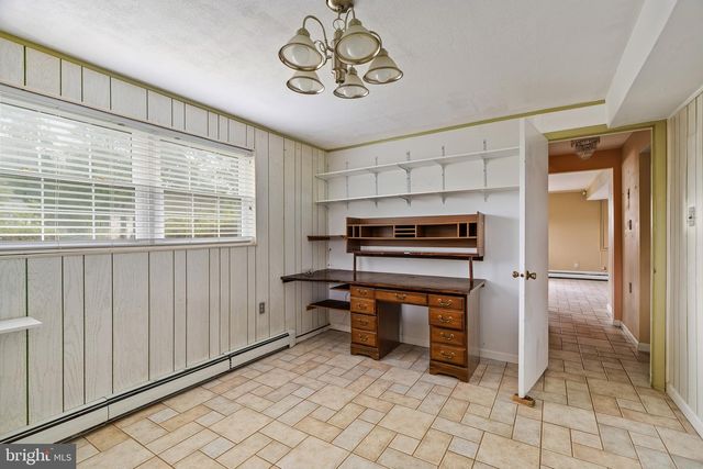 2 SAINT PATS CIR, Elkton, MD 21921