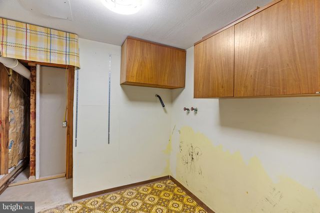 2 SAINT PATS CIR, Elkton, MD 21921