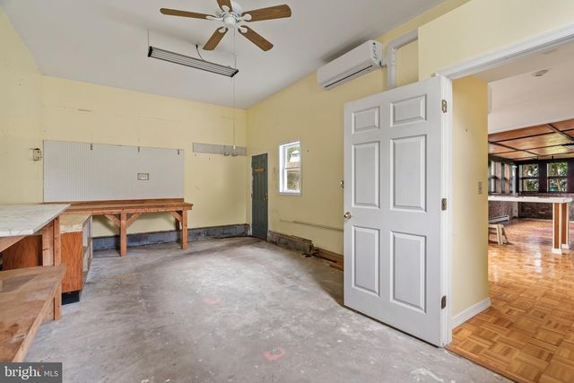 2 SAINT PATS CIR, Elkton, MD 21921