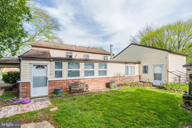 2 SAINT PATS CIR, Elkton, MD 21921