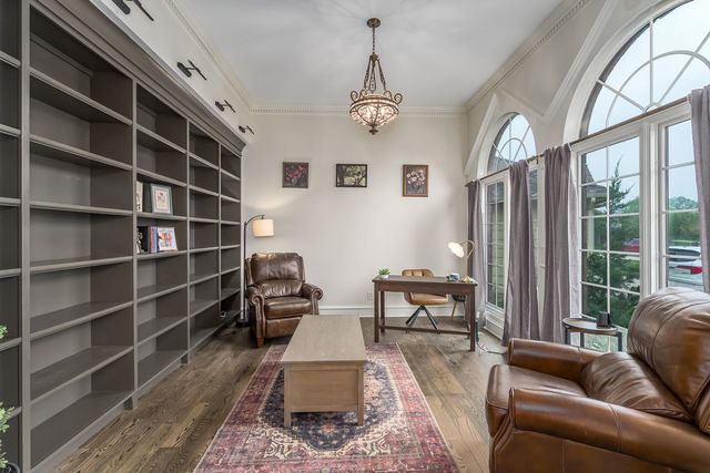 116 N Rainbow Lake Rd, Wichita, KS 67235