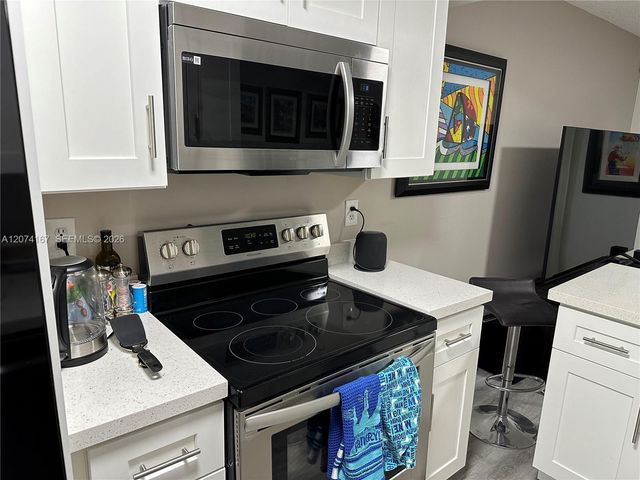 9849 S Riverside Drive 8-26, Coral Springs, FL 33071