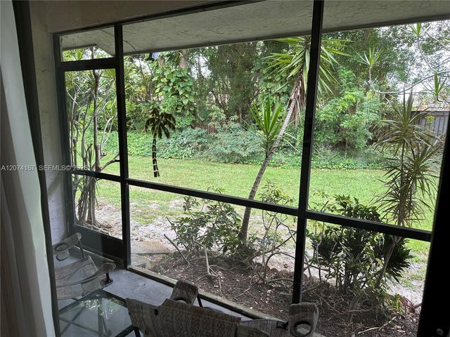 9849 S Riverside Drive 8-26, Coral Springs, FL 33071