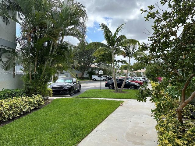 9849 S Riverside Drive 8-26, Coral Springs, FL 33071