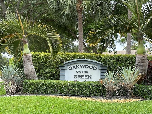 9849 S Riverside Drive 8-26, Coral Springs, FL 33071