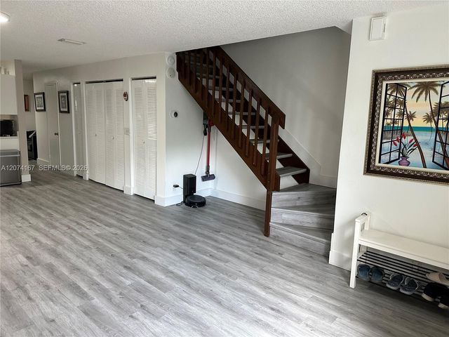 9849 S Riverside Drive 8-26, Coral Springs, FL 33071