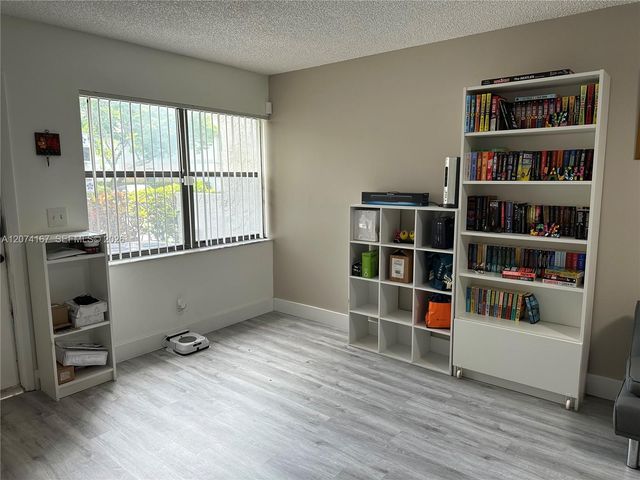 9849 S Riverside Drive 8-26, Coral Springs, FL 33071