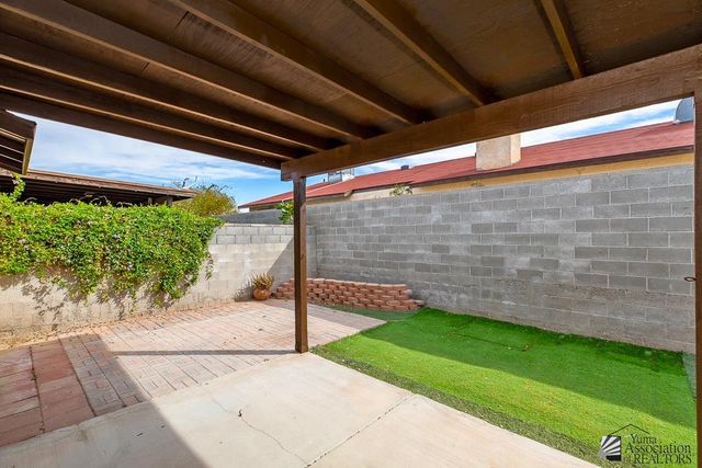 1409 W Hillside Pl, Yuma, AZ 85364