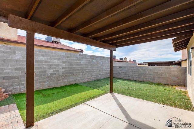 1409 W Hillside Pl, Yuma, AZ 85364