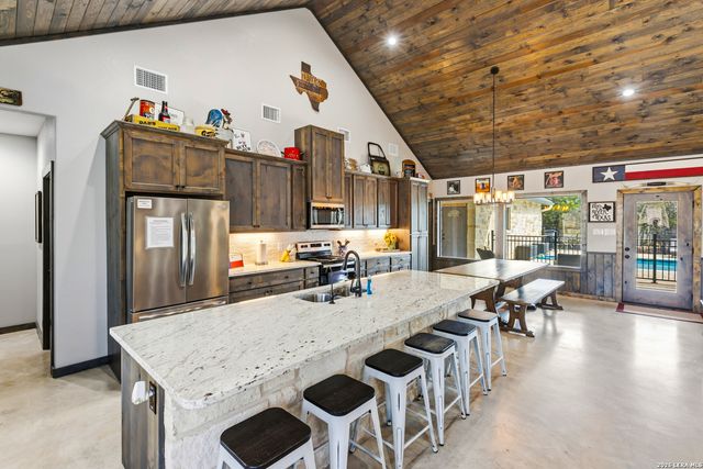 1723 Mountain Valley, Concan, TX 78838