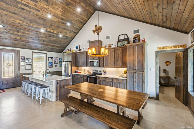 1723 Mountain Valley, Concan, TX 78838