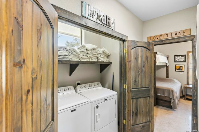 1723 Mountain Valley, Concan, TX 78838