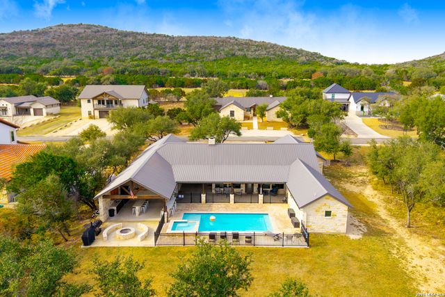 1723 Mountain Valley, Concan, TX 78838