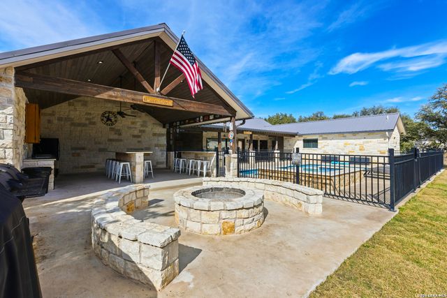 1723 Mountain Valley, Concan, TX 78838