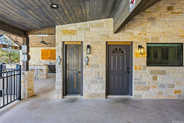 1723 Mountain Valley, Concan, TX 78838