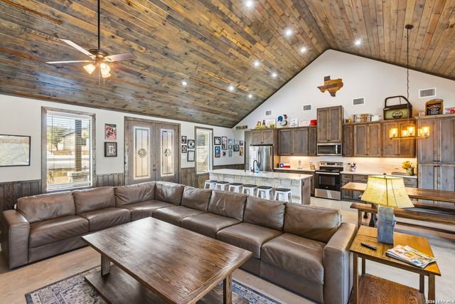 1723 Mountain Valley, Concan, TX 78838