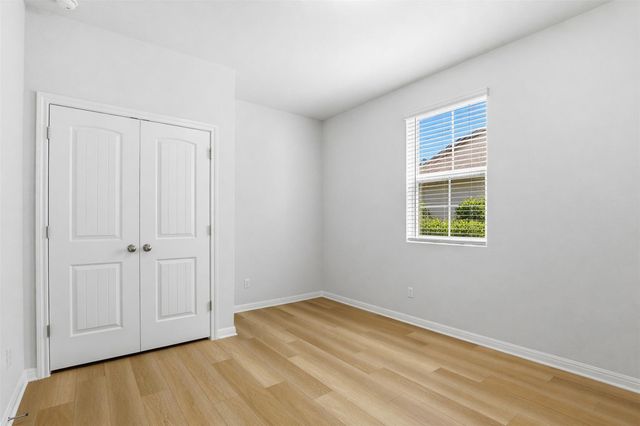 206 Palo Brea LOOP, Hutto, TX 78634