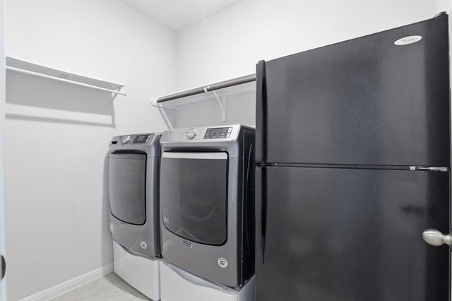 206 Palo Brea LOOP, Hutto, TX 78634