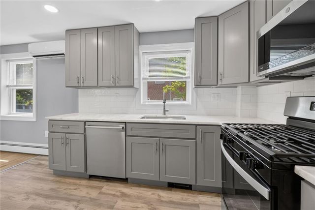 218 7th Street, Whitehall Twp, PA 18052