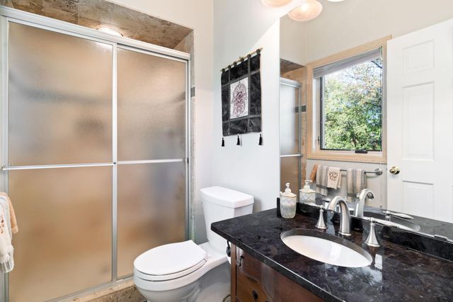 11808 Tapestry Lane, Hopkins, MN 55305