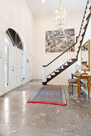 11808 Tapestry Lane, Hopkins, MN 55305