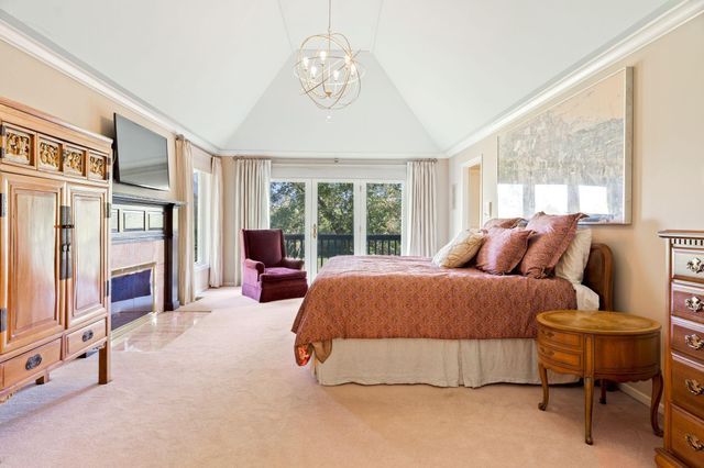 11808 Tapestry Lane, Hopkins, MN 55305